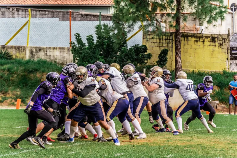 Khi Trời Gầm Lên, Kèo Hết Đúng: Sổ Tay Đọc Thời Tiết Trước Giờ Bóng Lăn Của Dân Chuyên