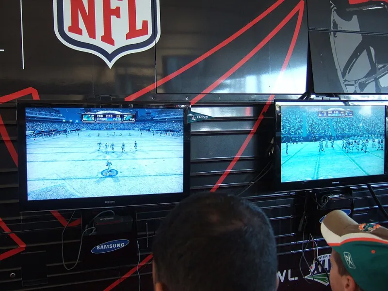 Live NFL Odds Are Talking — Here's How to Actually Listen
