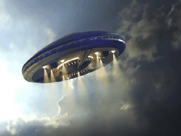 UFO là gì? Đĩa bay này có thực sự có thật hay không