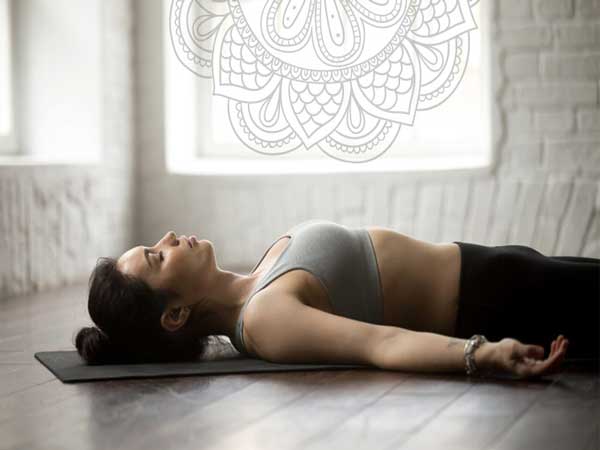 Hướng dẫn cách thực hiện tư thế xác chết trong yoga chuẩn