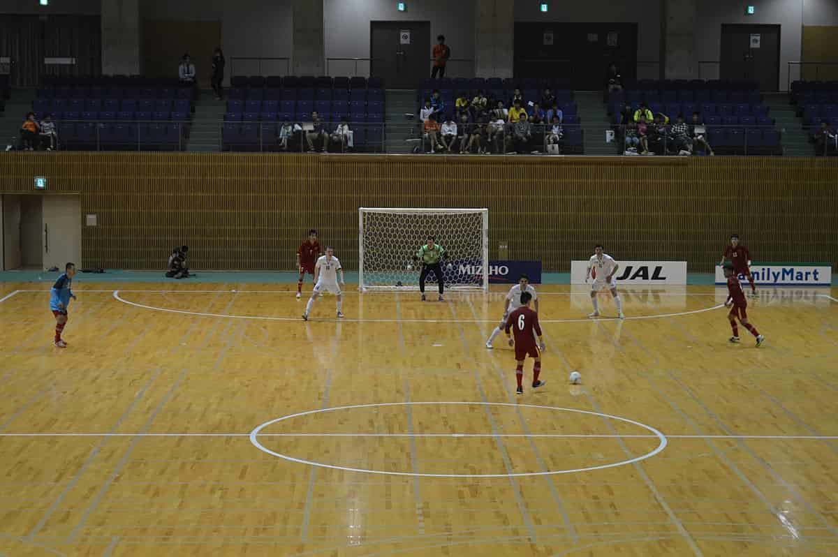 Futsal có gì khác bóng đá thông thường? Futsal có gì khác bóng đá thông thường?