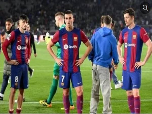 Tin Barca 19/4: Barcelona chính thức nhận án phạt từ UEFA