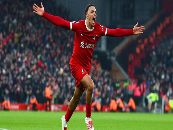 Tiểu sử Trent Alexander Arnold về điểm yếu trong phong cách bóng