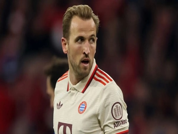 Tin BĐ: Bayern Munich nhắm Tolu Arokodare thay thế Harry Kane