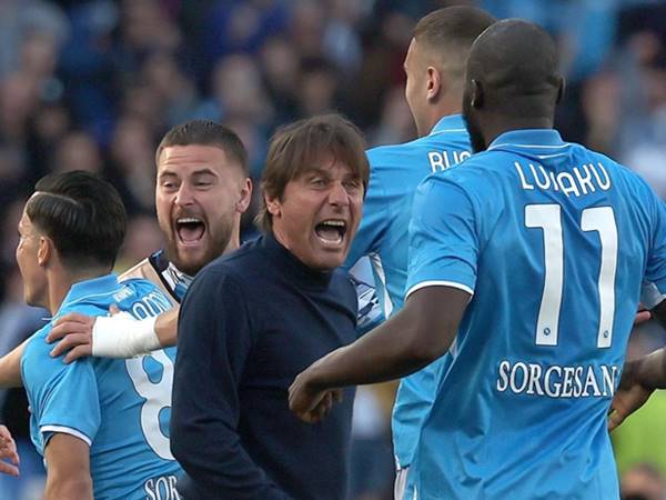 Những lí do đưa Napoli đi tới đỉnh cao