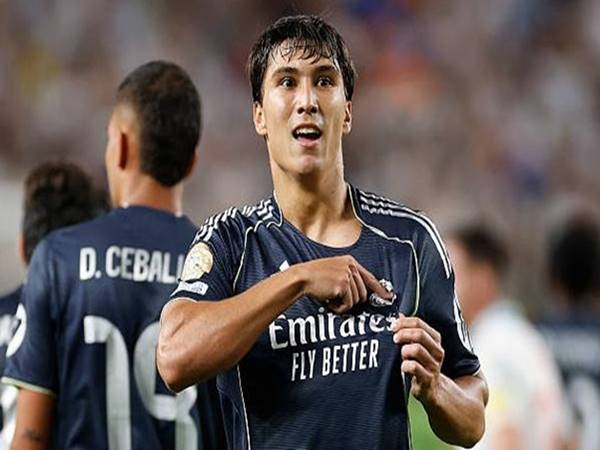 Bóng đá TBN: Real Madrid lên kế hoạch giữ chân Gonzalo Garcia