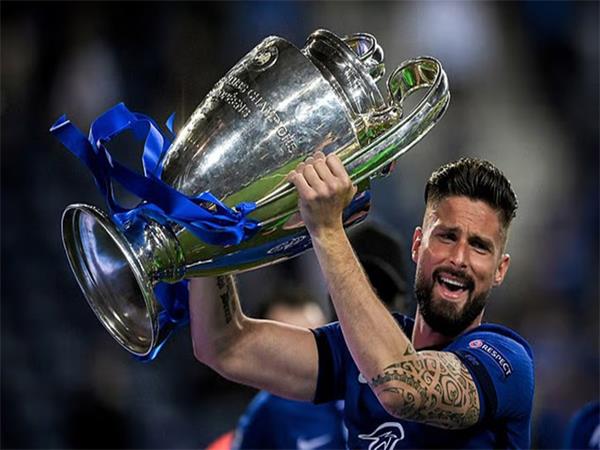 Tin bóng đá Pháp 2/7: Olivier Giroud trở lại Ligue 1