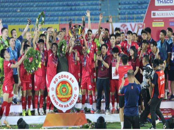 Khám phá hành trình CAHN vô địch V-League đầy bất ngờ