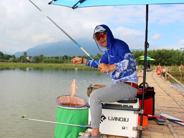 Nằm mơ thấy đi câu cá là điềm gì?