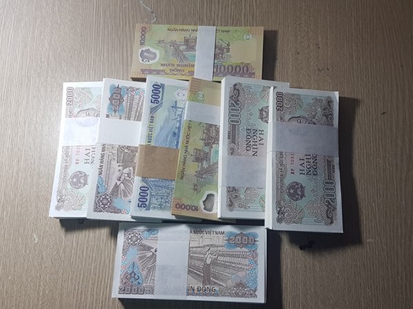 Mơ thấy tiền lẻ là điềm báo gì, ẩn ý gì về tài chính?