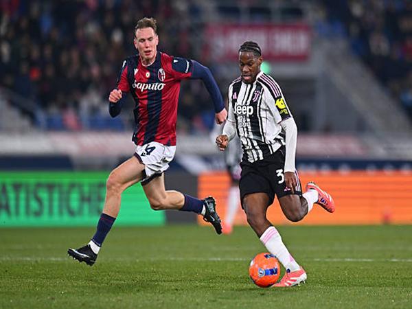 Cuộc đua top 4 Serie A ngày càng hấp dẫn